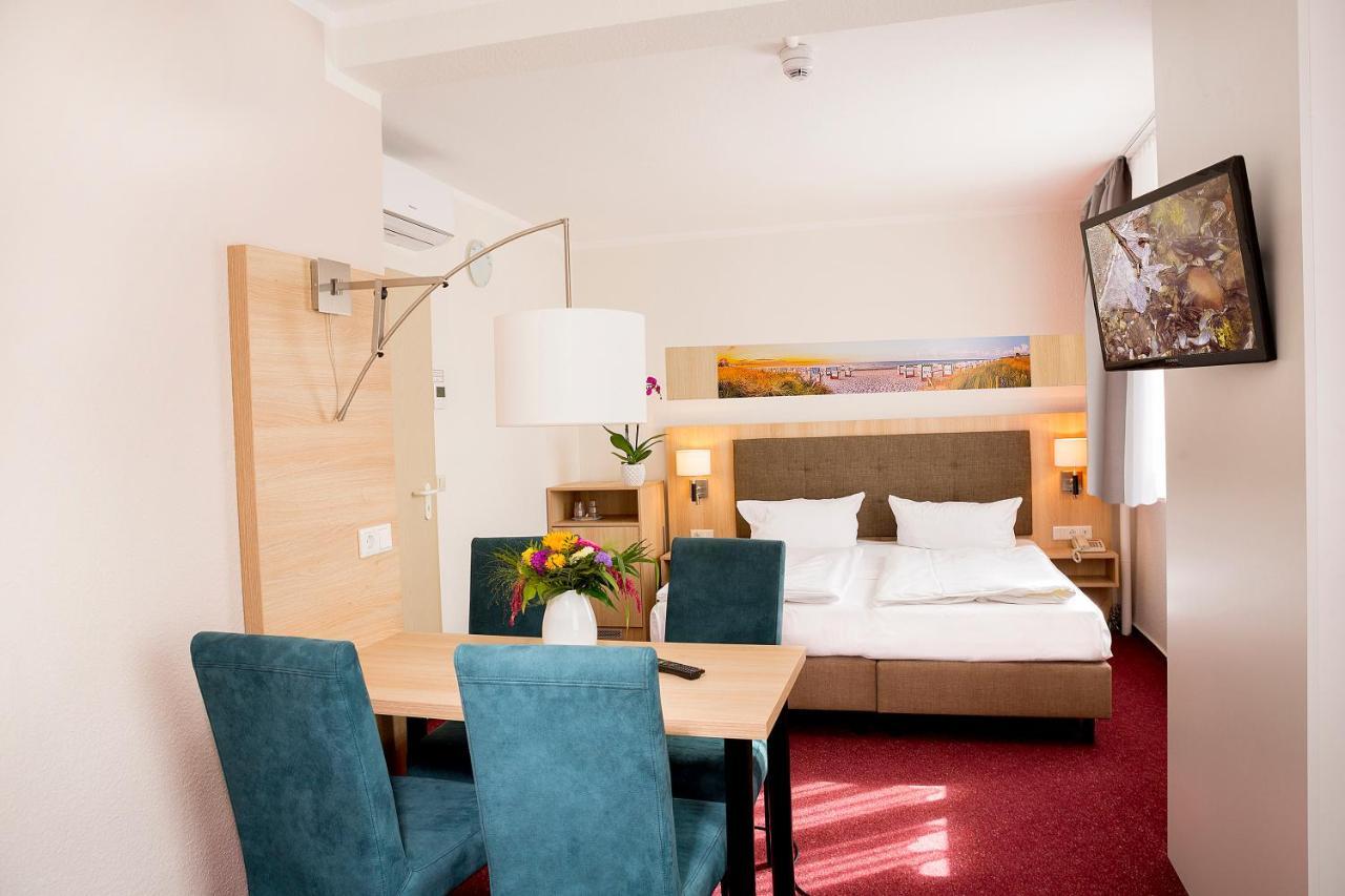 Garni Eden Hotels ゼーバート・ヘリングスドルフ エクステリア 写真