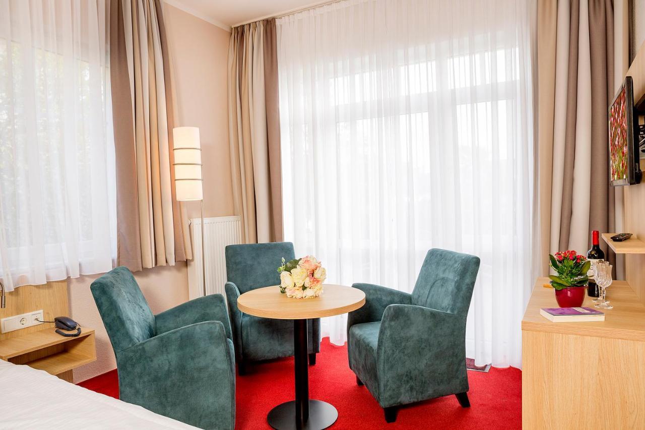 Garni Eden Hotels ゼーバート・ヘリングスドルフ エクステリア 写真